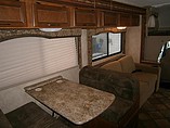 2014 Thor Motor Coach Freedom Elite Photo #4