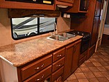 2014 Thor Motor Coach Freedom Elite Photo #11