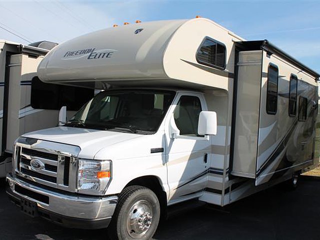 2015 Thor Motor Coach Freedom Elite Photo