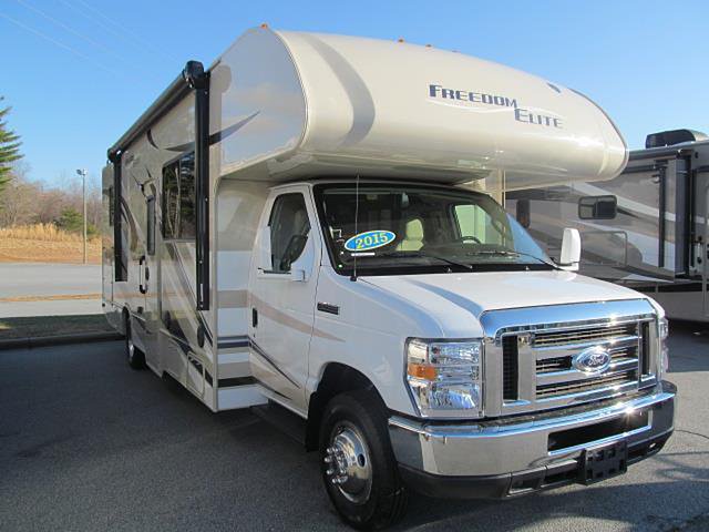 2015 Thor Motor Coach Freedom Elite Photo