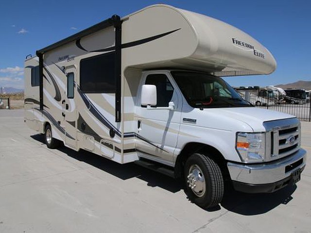2016 Thor Motor Coach Freedom Elite Photo