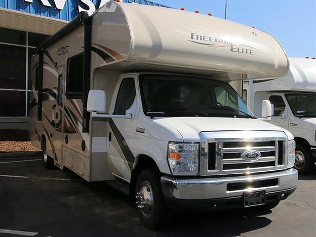 2016 Thor Motor Coach Freedom Elite Photo