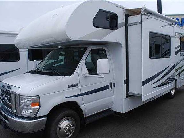 2014 Thor Motor Coach Freedom Elite Photo