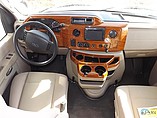 2012 Thor Motor Coach Freedom Elite Photo #4