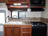 2013 Thor Motor Coach Freedom Elite Photo #3