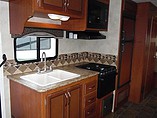 2013 Thor Motor Coach Freedom Elite Photo #18