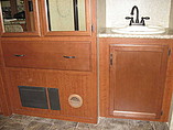 2011 Thor Motor Coach Hurricane Photo #14