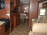 2014 Thor Motor Coach Hurricane Photo #5