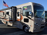 2015 Thor Motor Coach Hurricane Photo #2