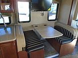 2015 Thor Motor Coach Hurricane Photo #15