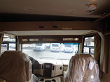 16 Thor Motor Coach Hurricane