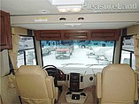 2014 Thor Motor Coach Hurricane Photo #7