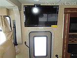 2014 Thor Motor Coach Hurricane Photo #13