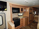 2015 Thor Motor Coach Hurricane Photo #9