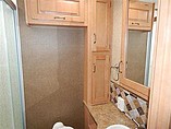 2015 Thor Motor Coach Hurricane Photo #17