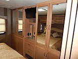 2015 Thor Motor Coach Hurricane Photo #23
