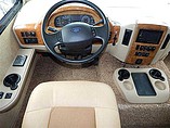 2015 Thor Motor Coach Hurricane Photo #27