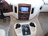 2015 Thor Motor Coach Hurricane Photo #3