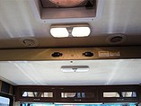2015 Thor Motor Coach Hurricane Photo #12
