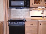 2015 Thor Motor Coach Hurricane Photo #12