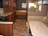 2015 Thor Motor Coach Hurricane Photo #5