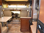 2015 Thor Motor Coach Hurricane Photo #6