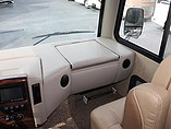 2015 Thor Motor Coach Hurricane Photo #15