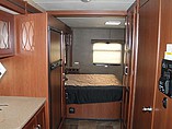 2015 Thor Motor Coach Hurricane Photo #18