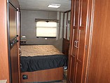 2015 Thor Motor Coach Hurricane Photo #19