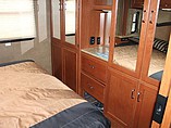 2015 Thor Motor Coach Hurricane Photo #24