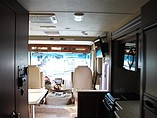 2015 Thor Motor Coach Hurricane Photo #28