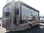 2015 Thor Motor Coach Hurricane Photo #5