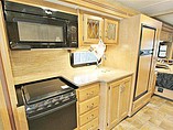 2015 Thor Motor Coach Hurricane Photo #12