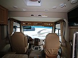 2016 Thor Motor Coach Hurricane Photo #10