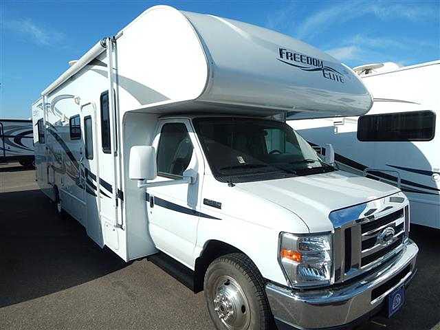 2012 Thor Motor Coach Freedom Elite Photo