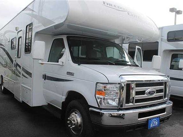 2013 Thor Motor Coach Freedom Elite Photo