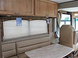 2016 Thor Motor Coach Hurricane Photo #9