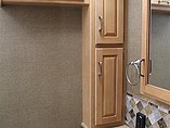 2016 Thor Motor Coach Hurricane Photo #22
