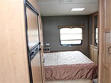 2016 Thor Motor Coach Hurricane Photo #24