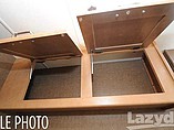 2016 Thor Motor Coach Hurricane Photo #31