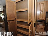 2016 Thor Motor Coach Hurricane Photo #33