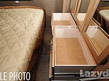 2016 Thor Motor Coach Hurricane Photo #38