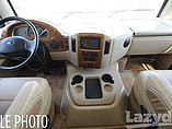 2016 Thor Motor Coach Hurricane Photo #40