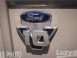 2016 Thor Motor Coach Hurricane Photo #55