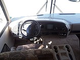 2004 Thor Motor Coach Hurricane Photo #8
