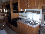 2004 Thor Motor Coach Hurricane Photo #12
