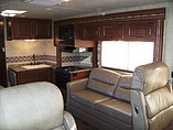 2012 Thor Motor Coach Hurricane Photo #12