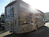 2015 Thor Motor Coach Hurricane Photo #4
