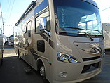15 Thor Motor Coach Hurricane
