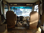 2015 Thor Motor Coach Hurricane Photo #7